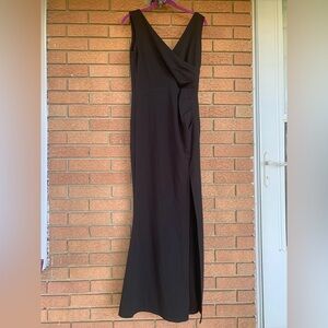Elegant Black Sleeveless Dress